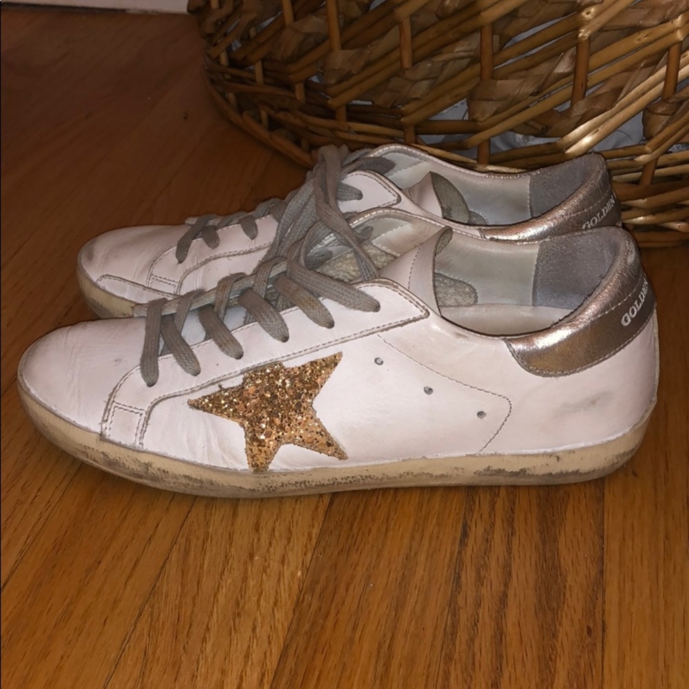 GOLDEN GOOSE SUPERSTAR
